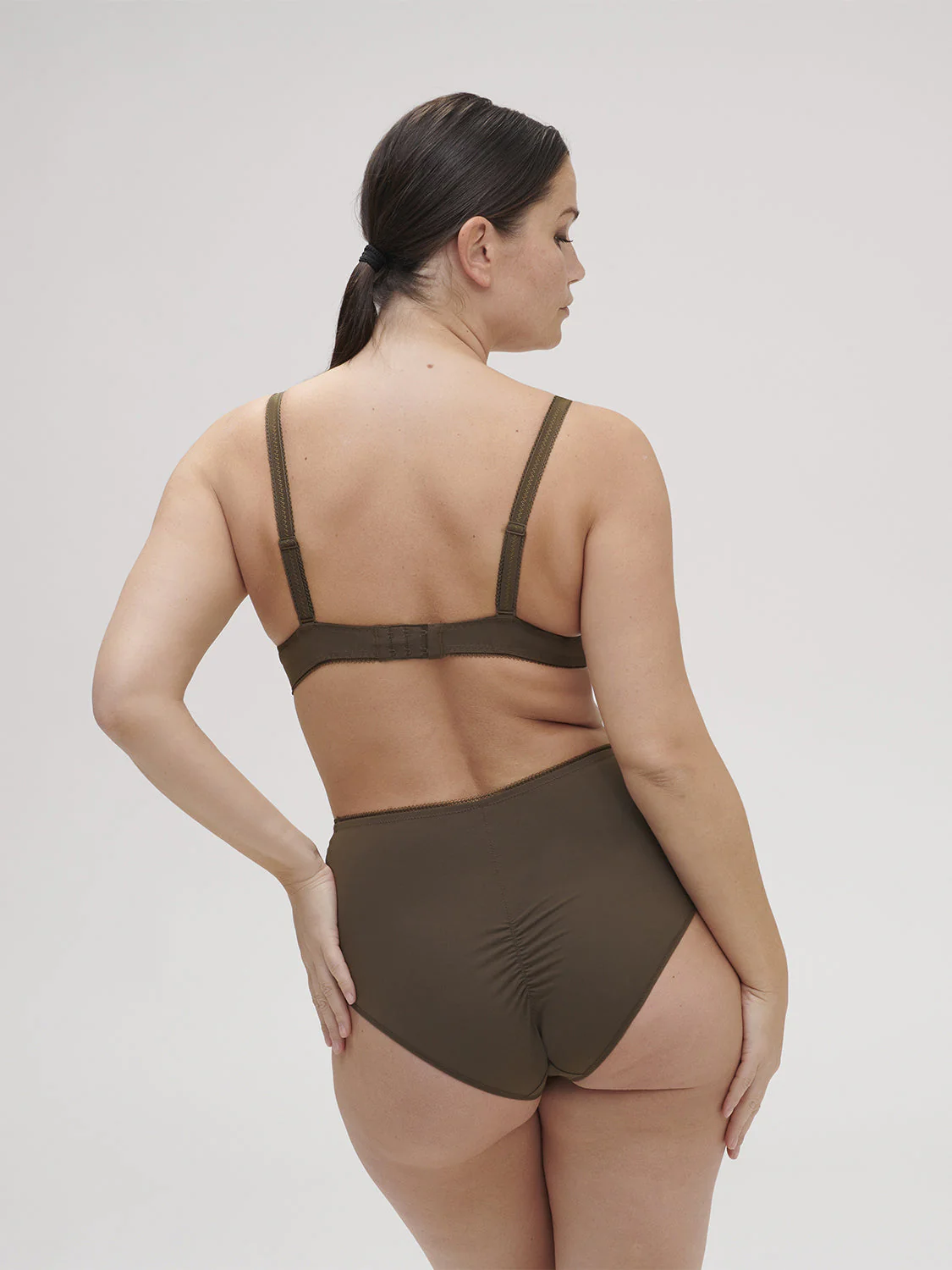 Half cup bra - Nomad Green - Image 11