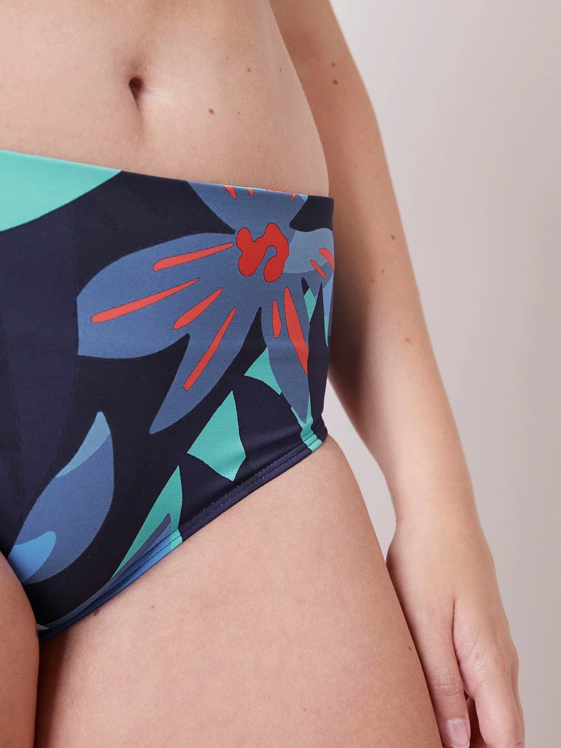 High-waist bikini brief - Deep water Blue - Image 3