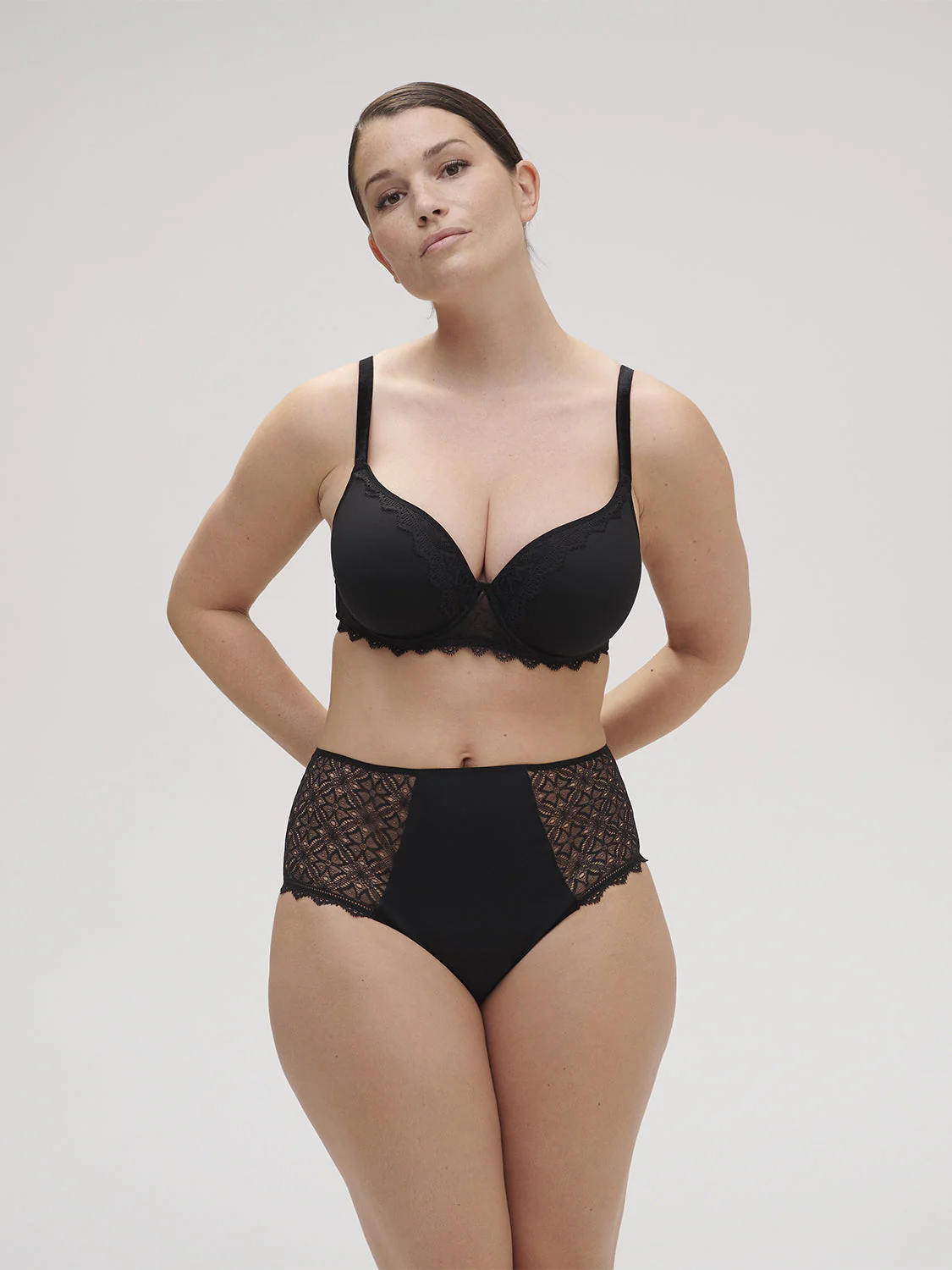 High-waist brief - Black - Image 8