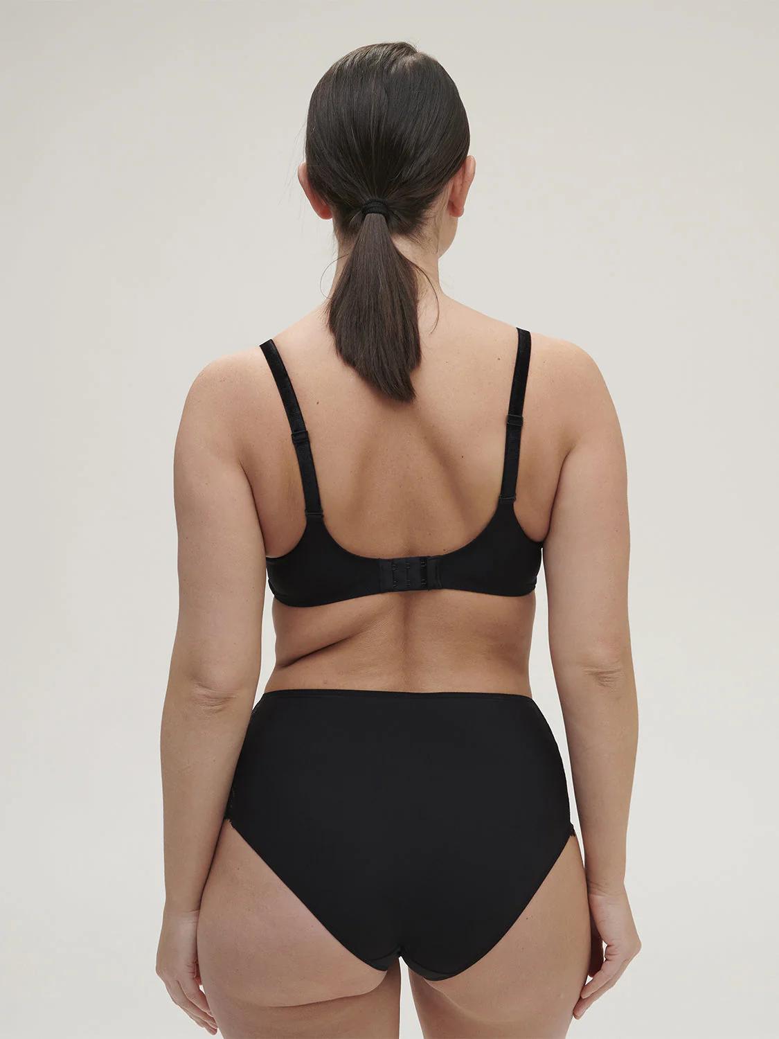 High-waist brief - Black - Image 9