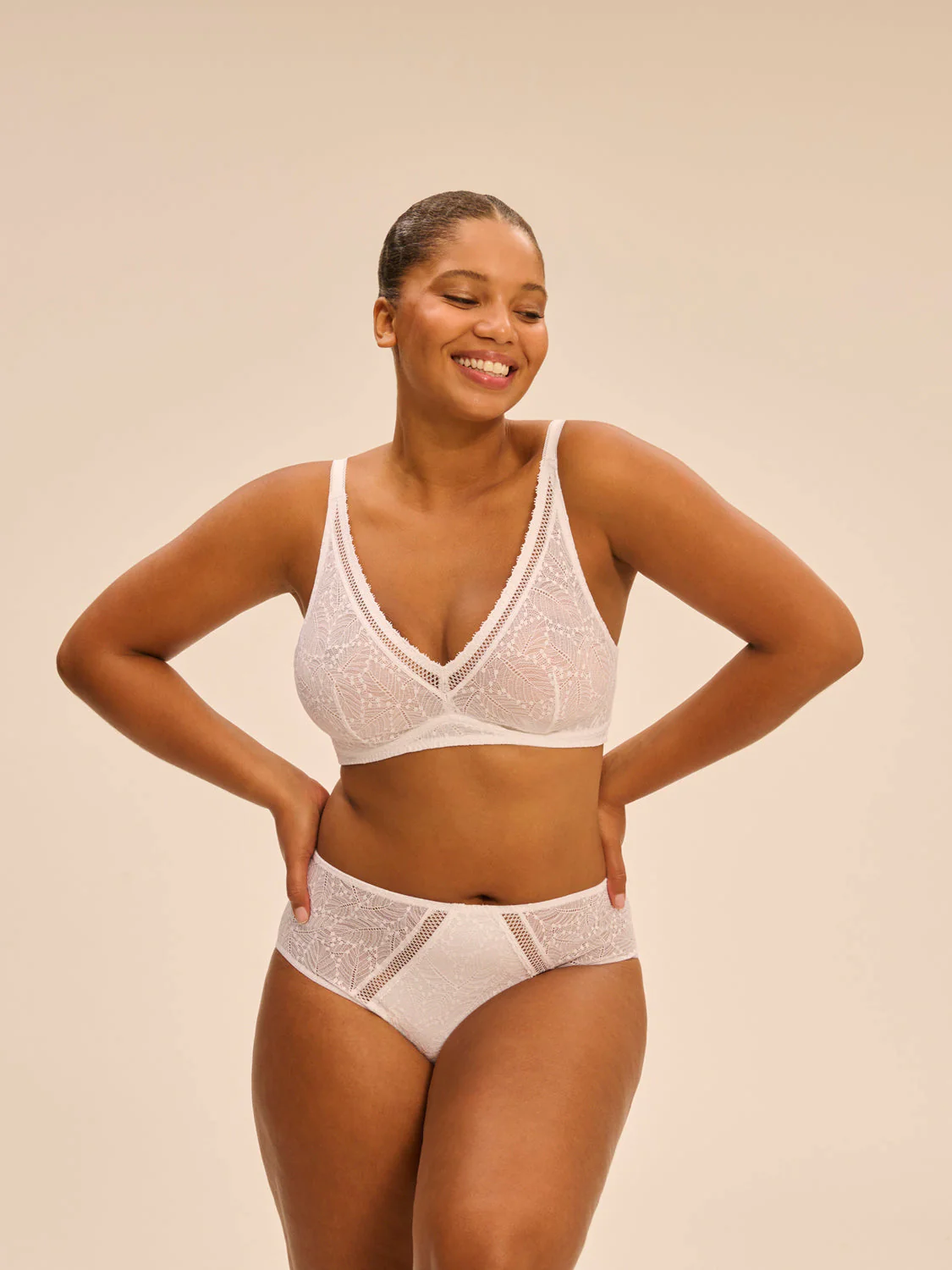 High-waist brief - White - Image 9