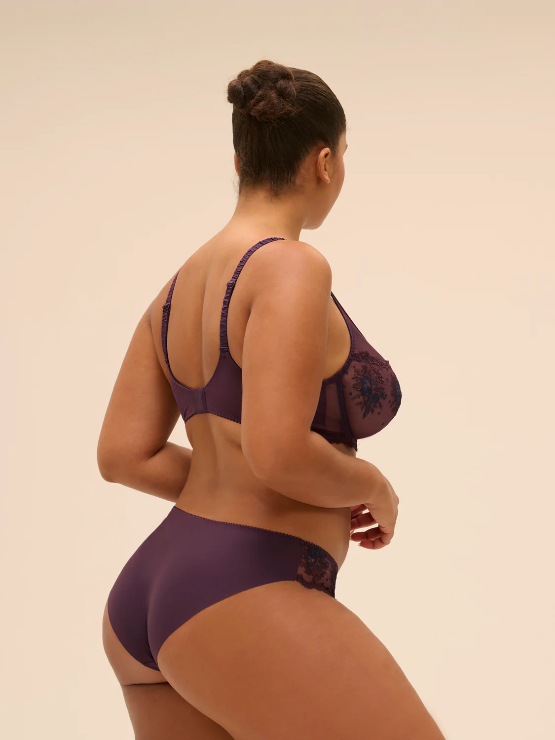 Plunging underwired bra - Fig - Image 12