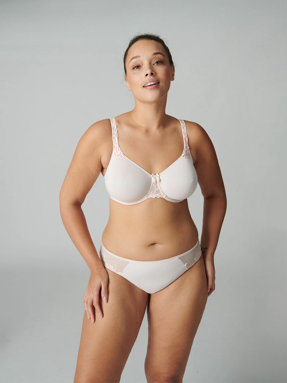 Rigid moulded bra - Blush - Image 6