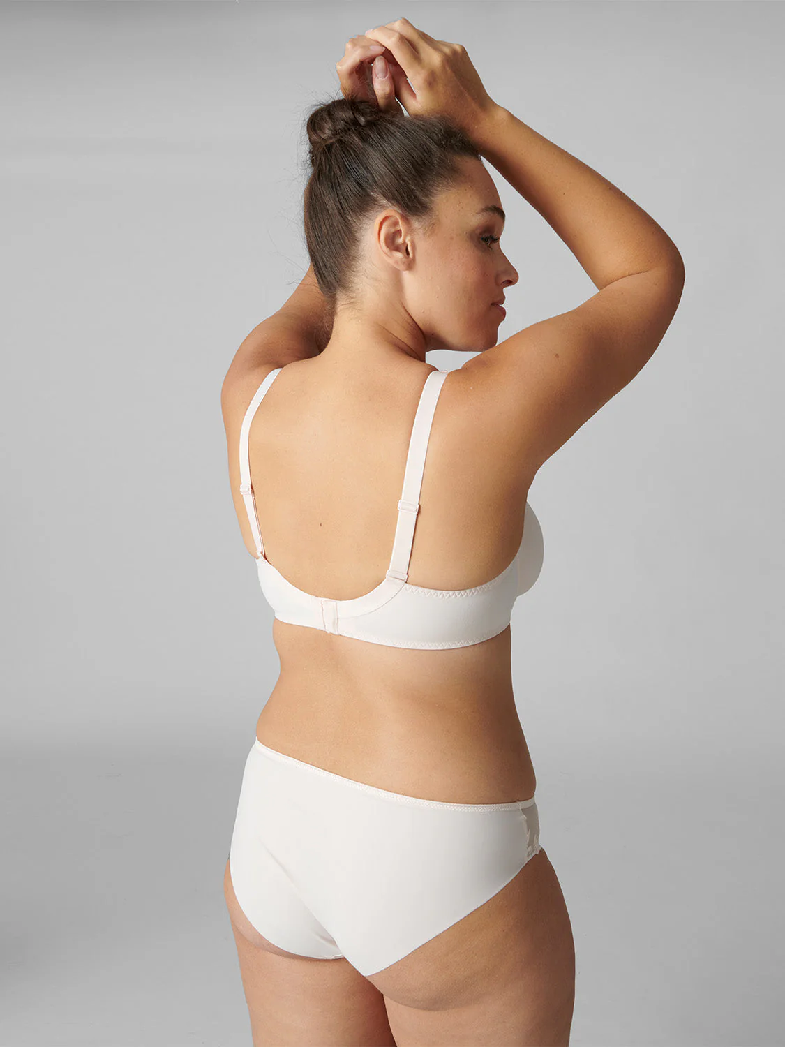 Rigid moulded bra - Blush - Image 7