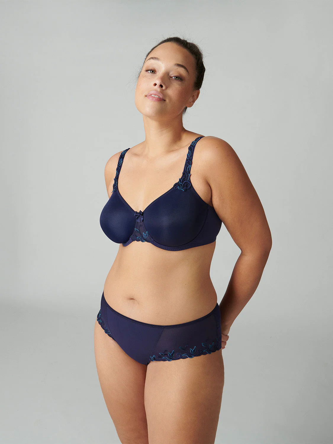 Rigid moulded bra - Midnight - Image 2